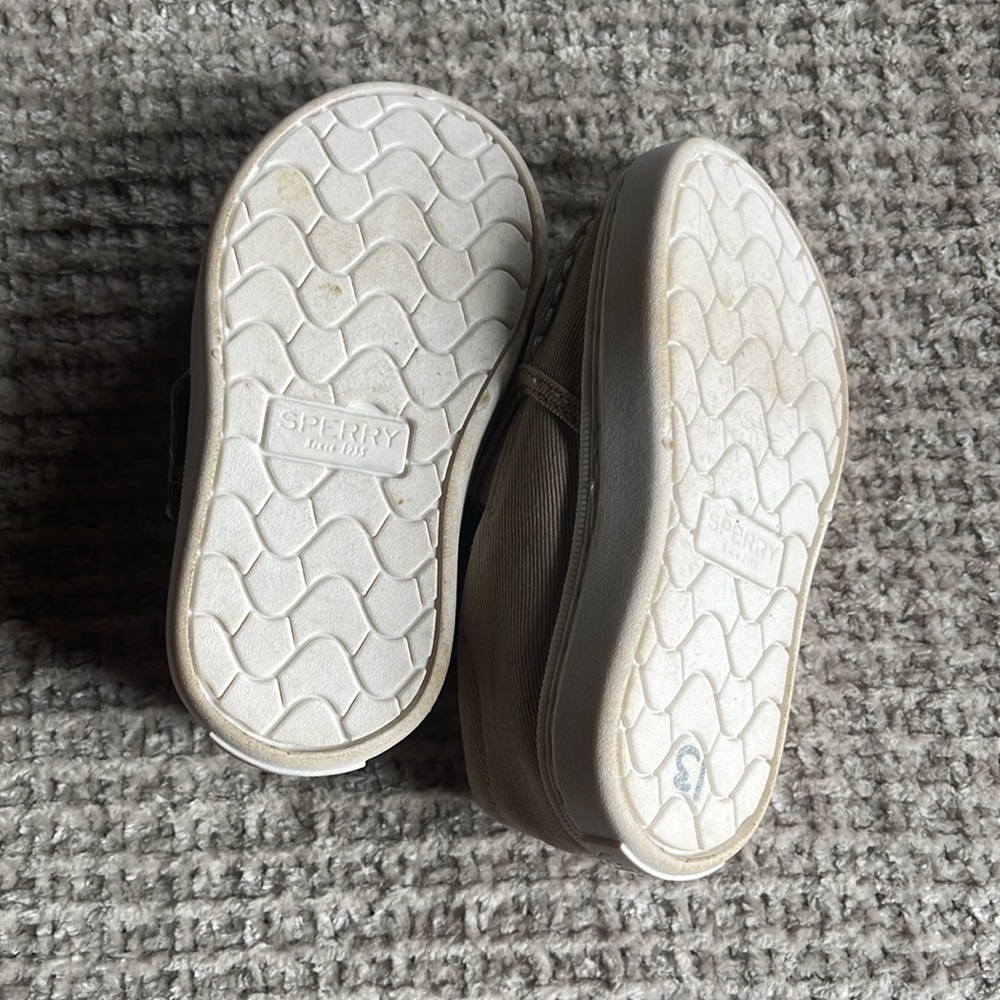 Beige Sperry Shoes size 5 toddler - Picture 3 of 6